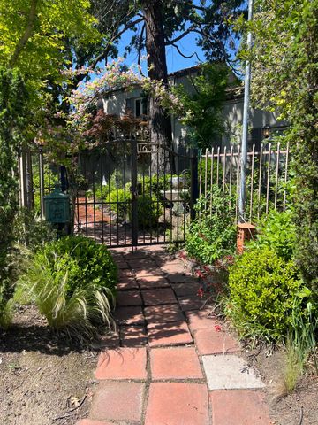 1633 Argonne Dr, Stockton, CA 95203