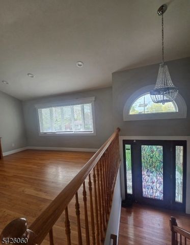 65 Shady Ln, Bridgewater Twp., NJ 08805