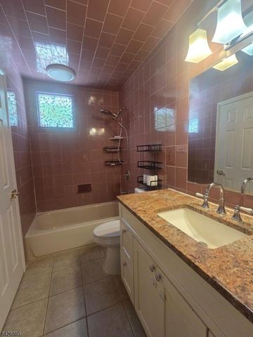 65 Shady Ln, Bridgewater Twp., NJ 08805
