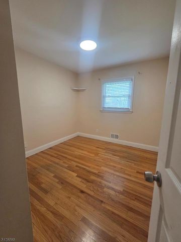 65 Shady Ln, Bridgewater Twp., NJ 08805