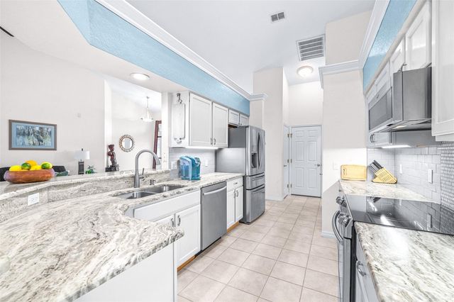 6546 BENDELOW DRIVE, Lakeland, FL 33810