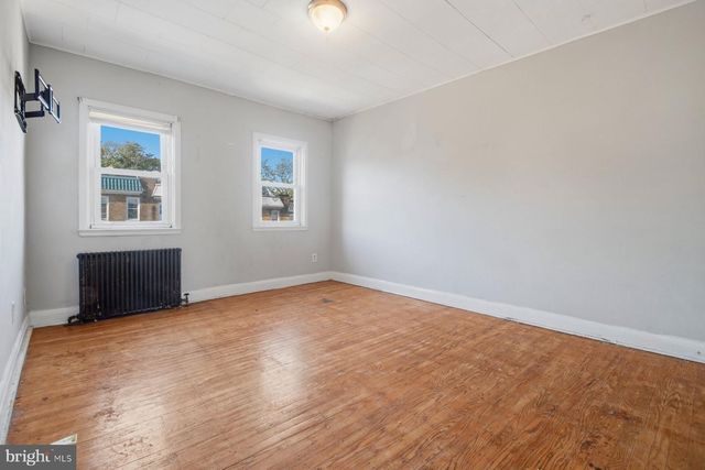3220 CLIFTMONT AVE, Baltimore, MD 21213