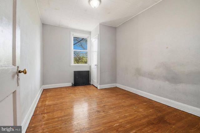 3220 CLIFTMONT AVE, Baltimore, MD 21213