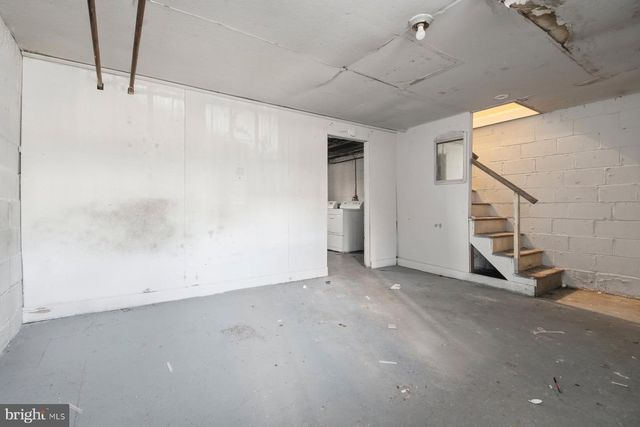 3220 CLIFTMONT AVE, Baltimore, MD 21213