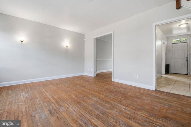 3220 CLIFTMONT AVE, Baltimore, MD 21213