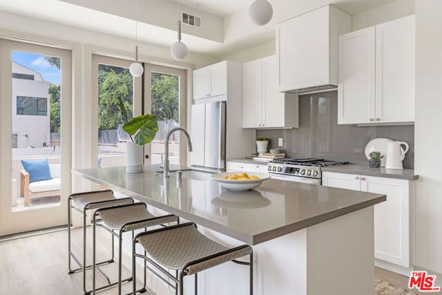 173 S Avenue 57, Los Angeles, CA 90042