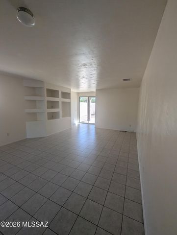 5490 N Little River Lane, Tucson, AZ 85704