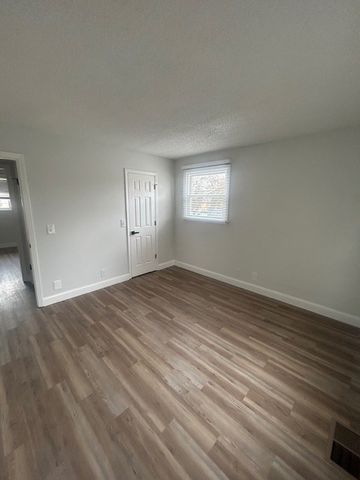 6 McKendree Cir, Hermitage, TN 37076