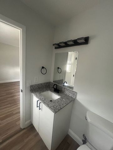 6 McKendree Cir, Hermitage, TN 37076