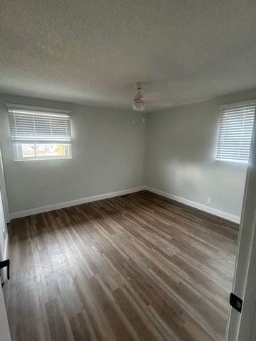 6 McKendree Cir, Hermitage, TN 37076