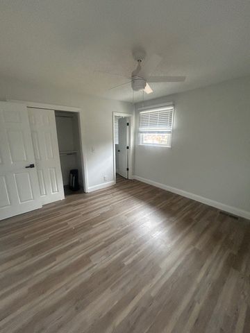 6 McKendree Cir, Hermitage, TN 37076