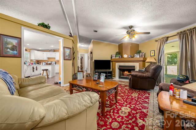 98 Lanning Drive, Columbus, NC 28722