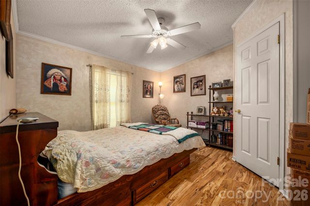 98 Lanning Drive, Columbus, NC 28722