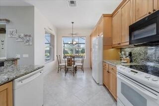 10599 Silverton Lane, Boynton Beach, FL 33437