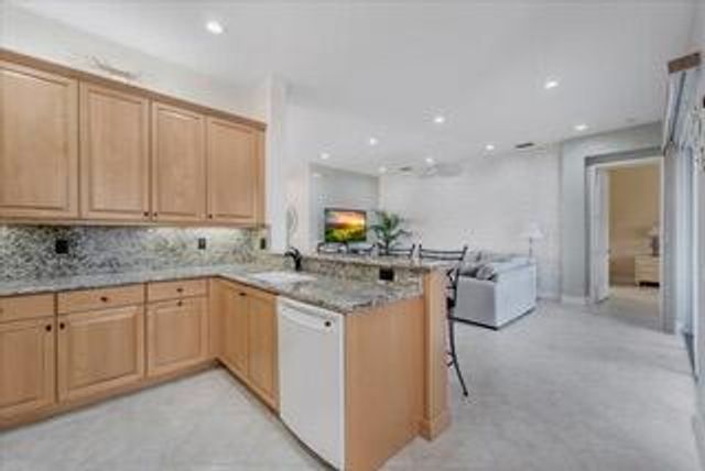 10599 Silverton Lane, Boynton Beach, FL 33437