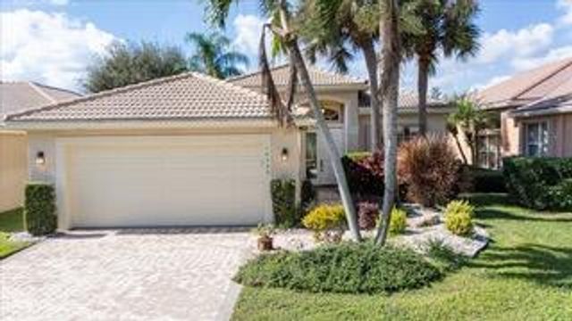 10599 Silverton Lane, Boynton Beach, FL 33437