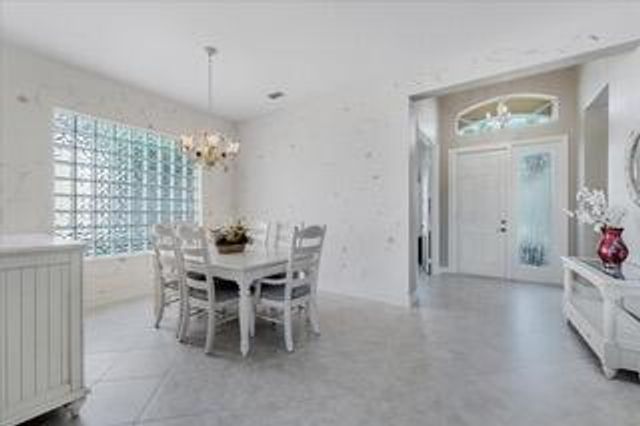 10599 Silverton Lane, Boynton Beach, FL 33437