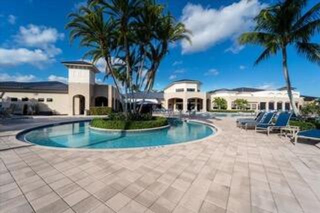 10599 Silverton Lane, Boynton Beach, FL 33437