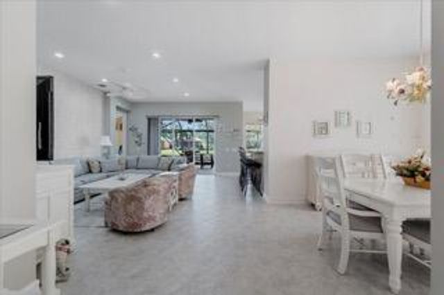 10599 Silverton Lane, Boynton Beach, FL 33437