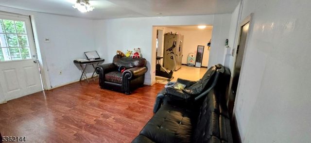 286 Chambers St, Phillipsburg Town, NJ 08865