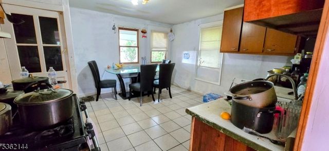 286 Chambers St, Phillipsburg Town, NJ 08865
