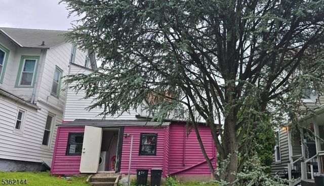 286 Chambers St, Phillipsburg Town, NJ 08865