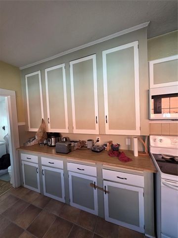 1568 DREW STREET, Clearwater, FL 33755