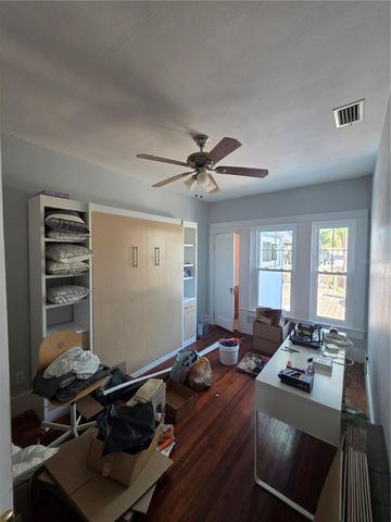 1568 DREW STREET, Clearwater, FL 33755