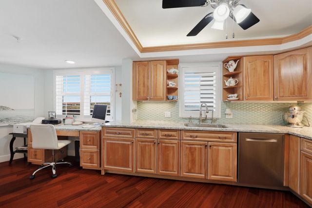 19800 Sandpointe Bay Drive 802, Tequesta, FL 33469