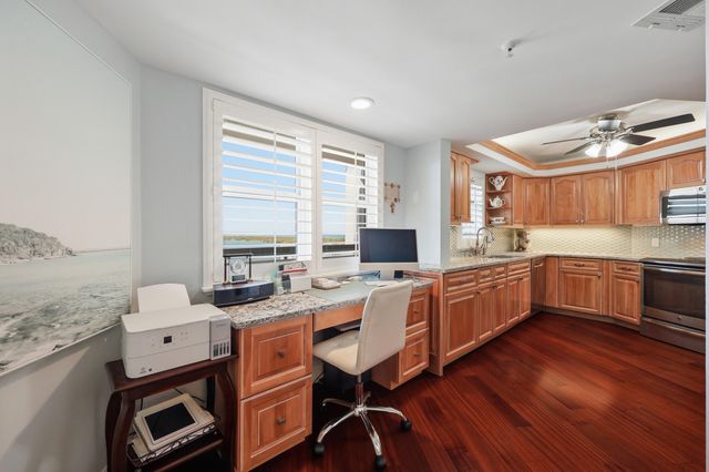 19800 Sandpointe Bay Drive 802, Tequesta, FL 33469