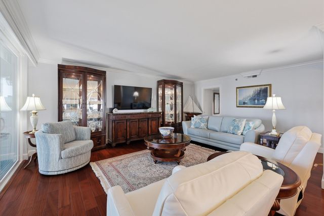 19800 Sandpointe Bay Drive 802, Tequesta, FL 33469