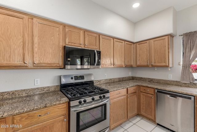 5424 W VILLA MARIA Drive W, Glendale, AZ 85308