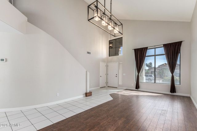 5424 W VILLA MARIA Drive W, Glendale, AZ 85308