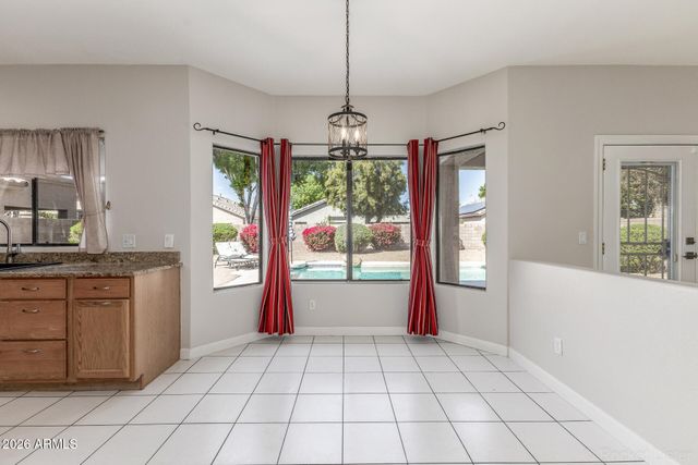 5424 W VILLA MARIA Drive W, Glendale, AZ 85308