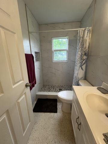 1622 NE Maureen Court, Jensen Beach, FL 34957