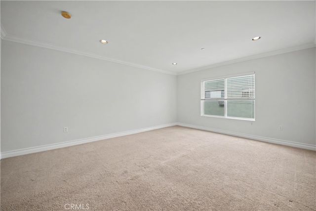 1878 Greenfield Avenue 204, Los Angeles, CA 90025