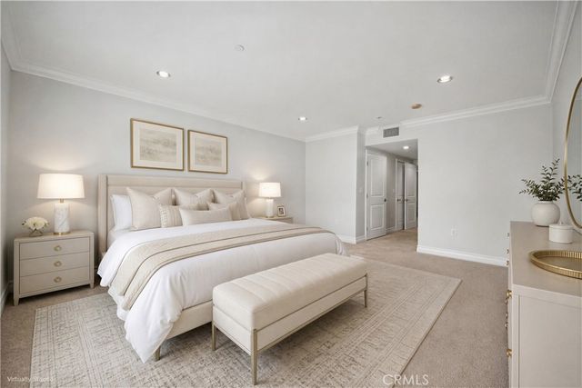 1878 Greenfield Avenue 204, Los Angeles, CA 90025