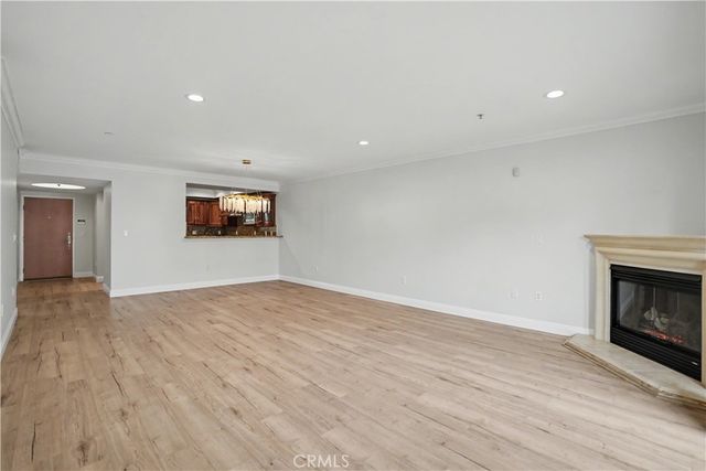 1878 Greenfield Avenue 204, Los Angeles, CA 90025