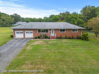 545 Cassville Road, Jackson, NJ 08527