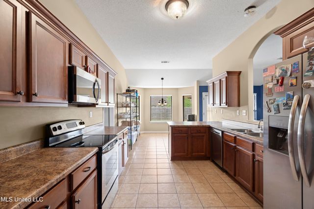 4239 Three Wishes Cove, Olive Branch, MS 38654