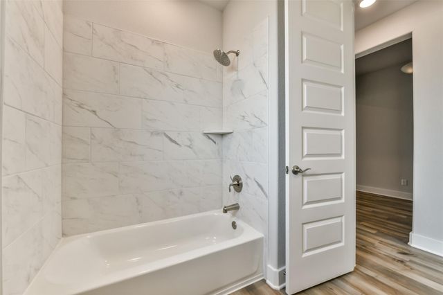 3406 Bright Keel Drive, Texas City, TX 77510