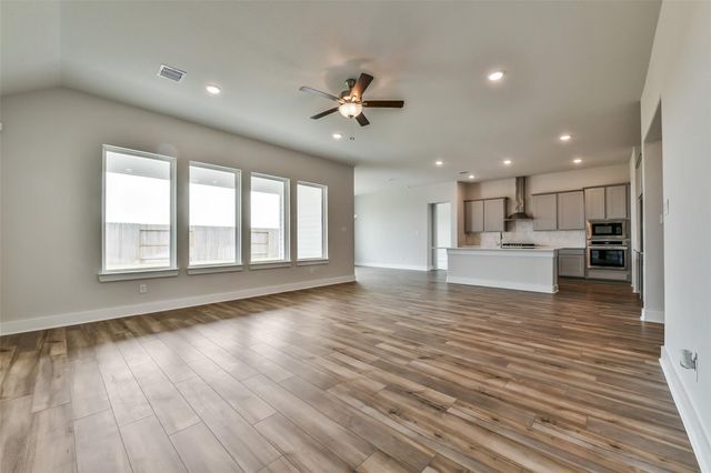 3406 Bright Keel Drive, Texas City, TX 77510