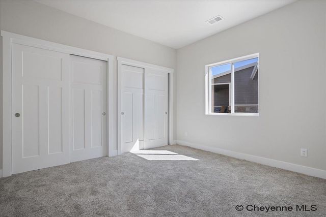 5806 ALEX RANCH RD, Cheyenne, WY 82007