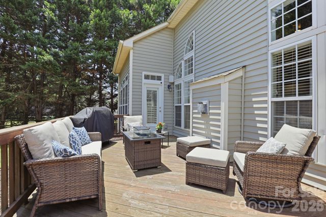 151 Corona Circle, Mooresville, NC 28117