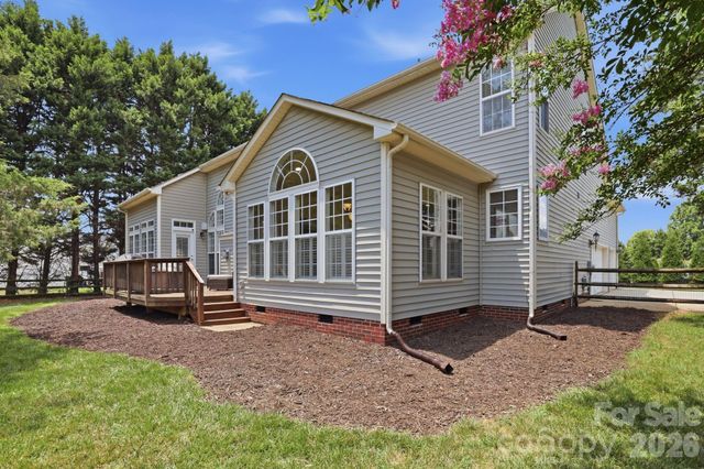 151 Corona Circle, Mooresville, NC 28117