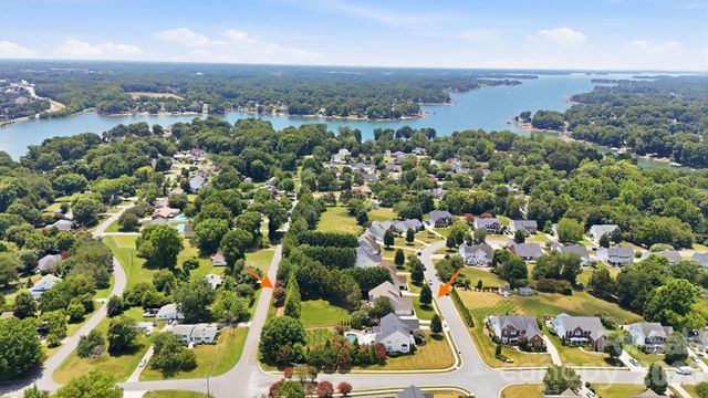 151 Corona Circle, Mooresville, NC 28117
