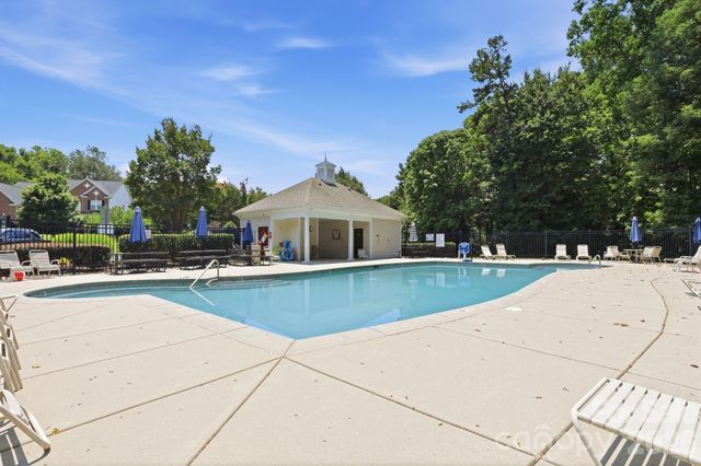 151 Corona Circle, Mooresville, NC 28117