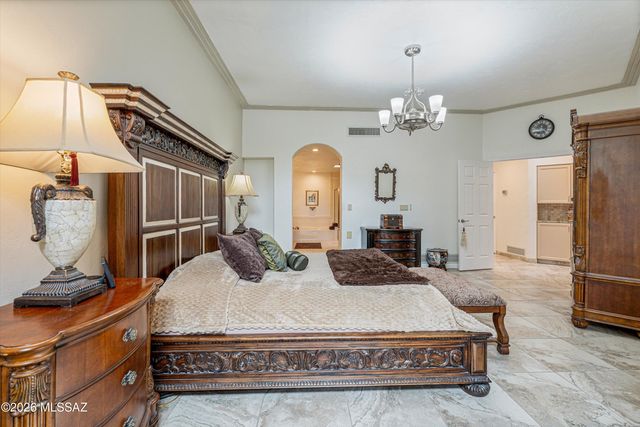 5620 E Binghampton Drive, Tucson, AZ 85712
