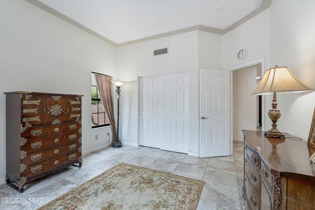 5620 E Binghampton Drive, Tucson, AZ 85712
