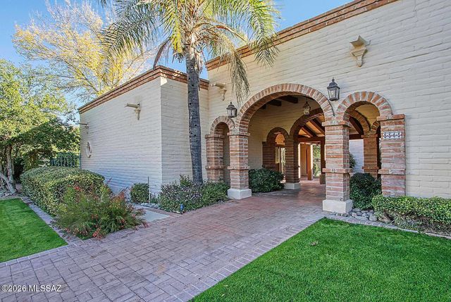 5620 E Binghampton Drive, Tucson, AZ 85712